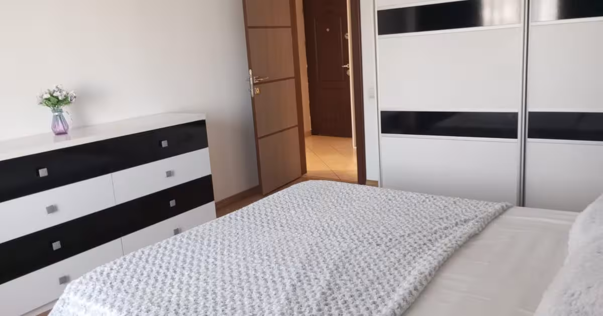 Apartament semidecomandat cu 3 camere în zona Pipera, Sector 1