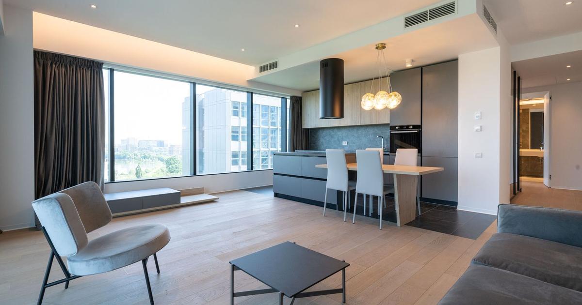 Apartament semidecomandat cu 4 camere în zona Primăverii, Sector 1