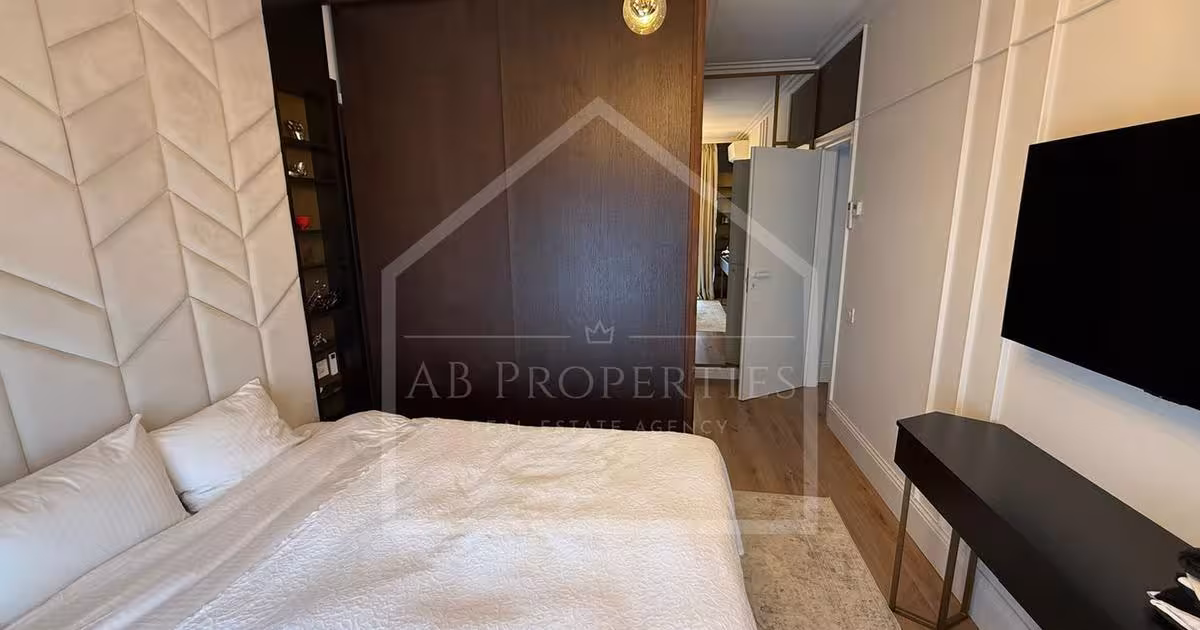 Apartament semidecomandat cu 3 camere în zona Sisești, Sector 1