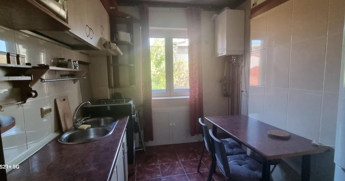 Apartament semidecomandat cu 3 camere în zona Ferdinand, Sector 2