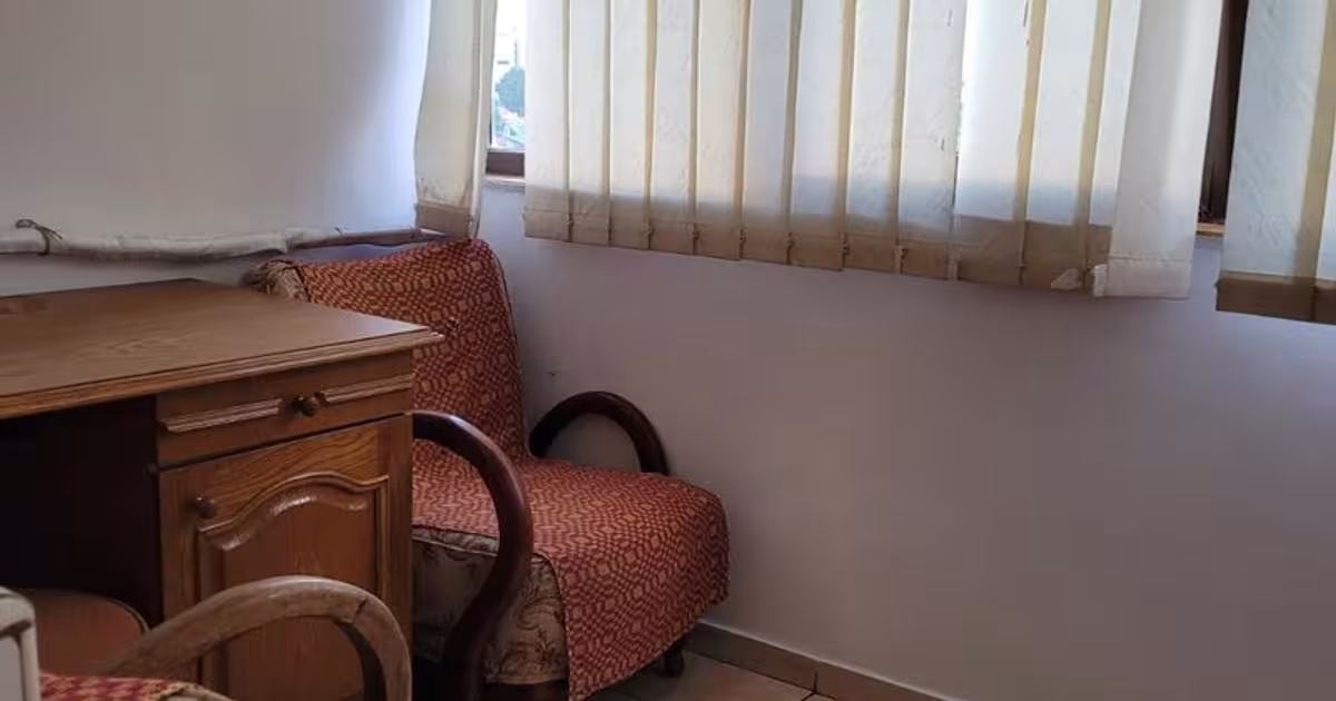 Apartament semidecomandat cu 3 camere în zona Iancului, Sector 2