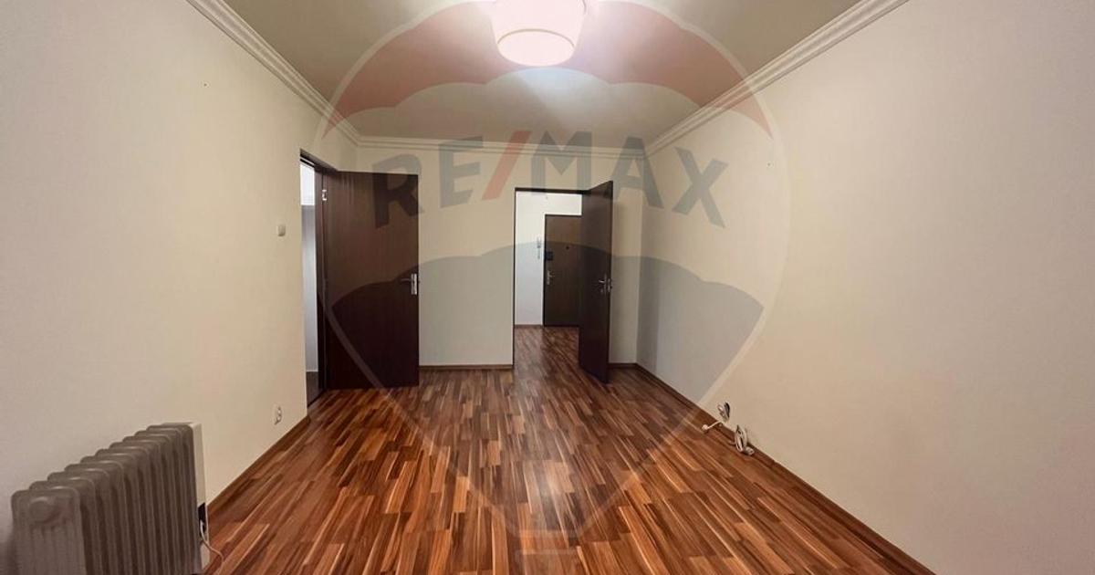 Apartament semidecomandat cu 2 camere în zona Ștefan cel Mare, Sector 2