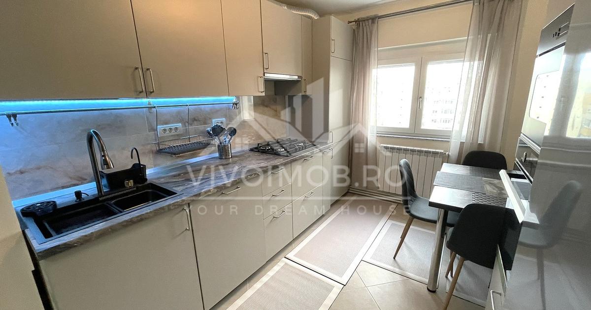 Apartament decomandat cu 4 camere în zona Ștefan cel Mare, Sector 2