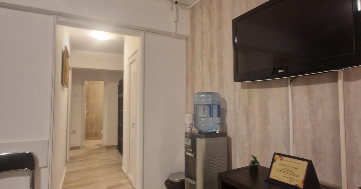 Apartament decomandat cu 3 camere în zona Baba Novac, Sector 3