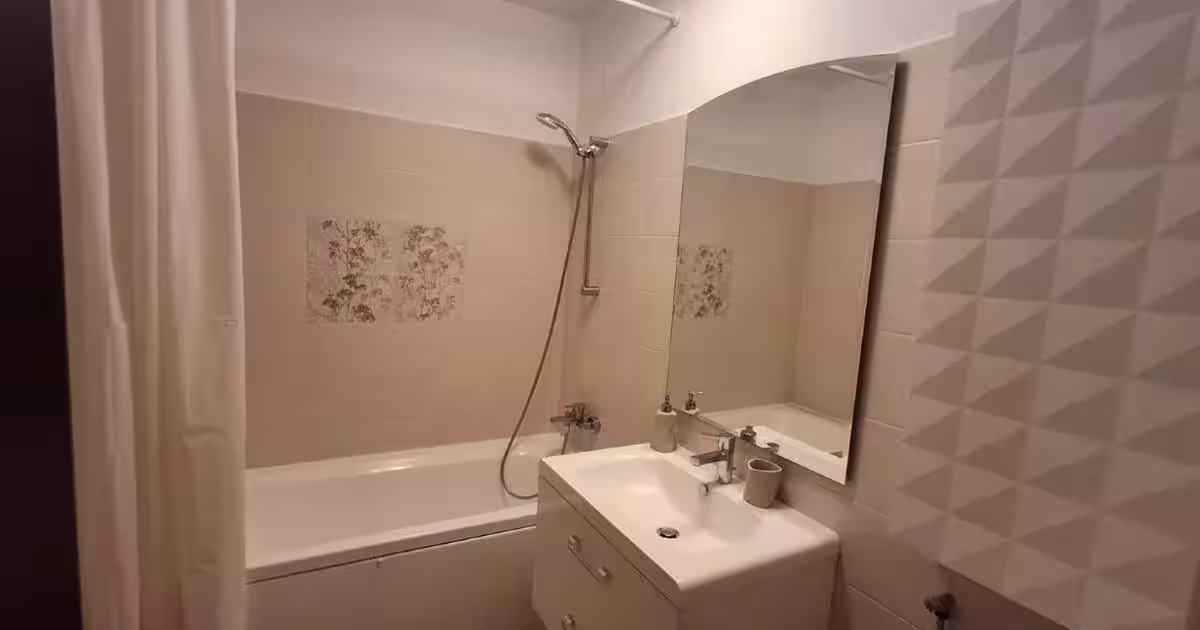 Apartament decomandat cu 2 camere în zona Calea Călărașilor, Sector 3