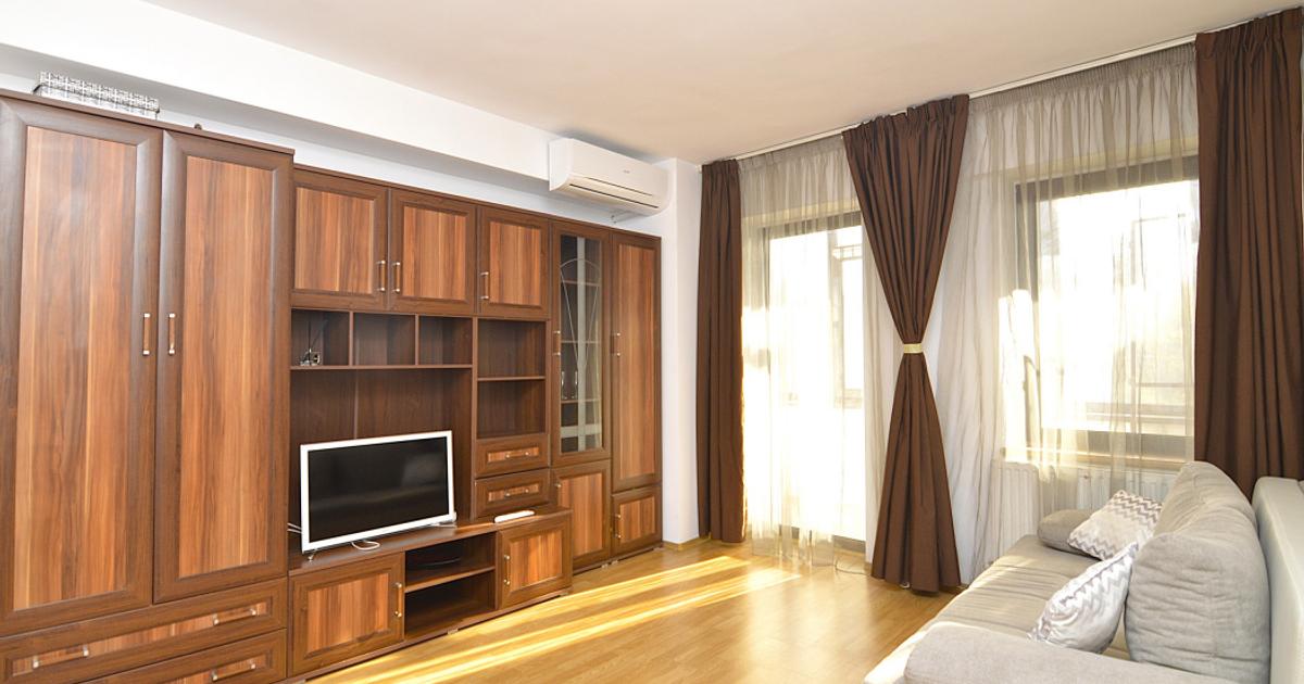 Apartament semidecomandat cu 3 camere în zona Unirii, Sector 3