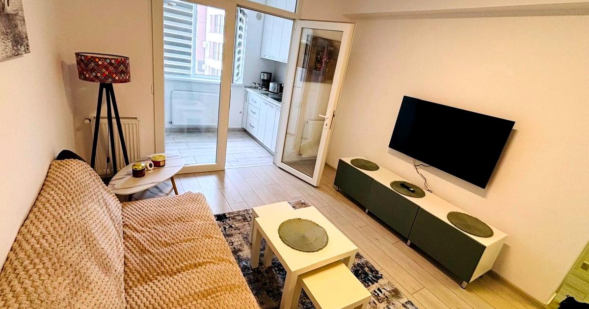 Apartament semidecomandat cu 2 camere în zona Apărătorii Patriei, Sector 4