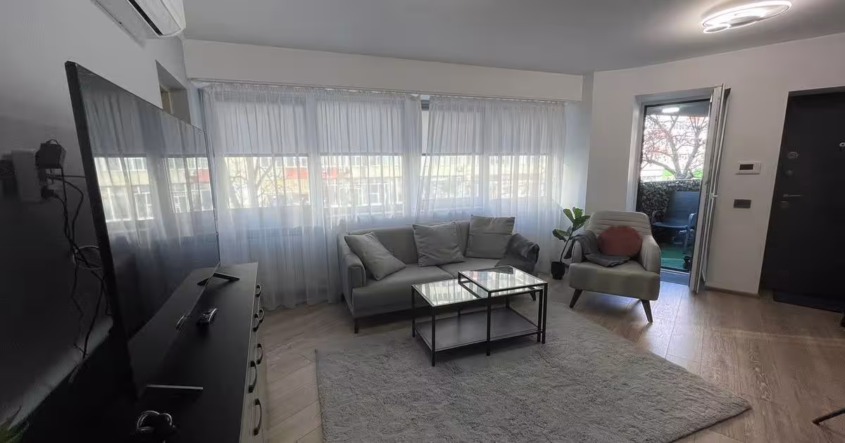 Apartament decomandat cu 3 camere în zona Brâncoveanu, Sector 4
