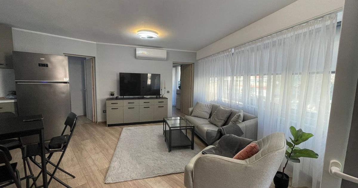 Apartament decomandat cu 3 camere în zona Brâncoveanu, Sector 4
