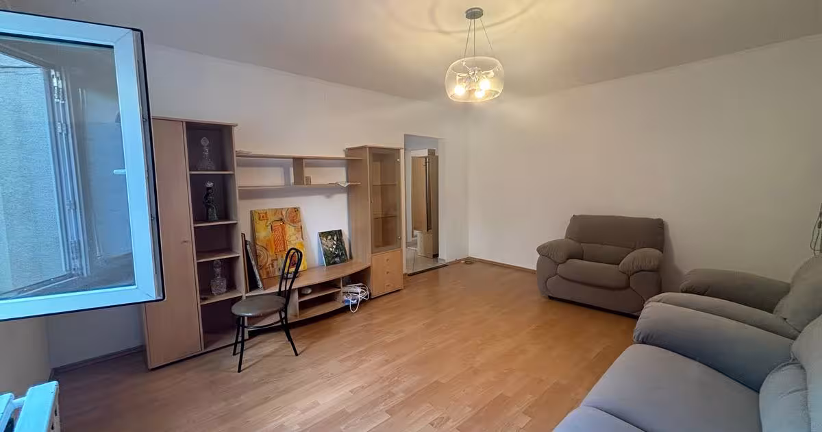 Apartament decomandat cu 3 camere în zona Olteniței, Sector 4