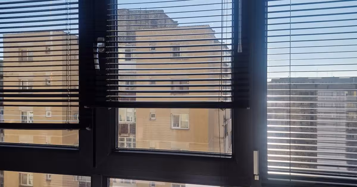Apartament decomandat cu 3 camere în zona Tineretului, Sector 4