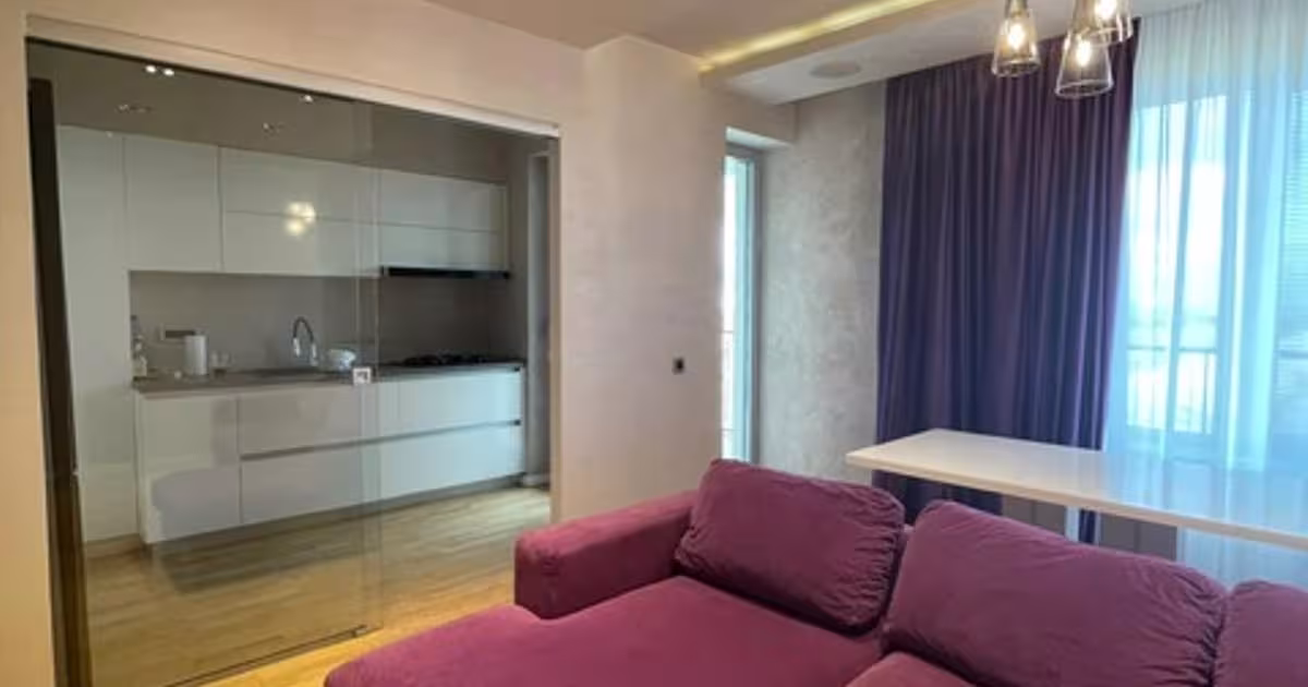 Apartament semidecomandat cu 2 camere în zona Văcăresti, Sector 4