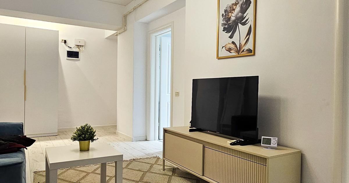 Apartament decomandat cu 2 camere în zona 13 Septembrie, Sector 5