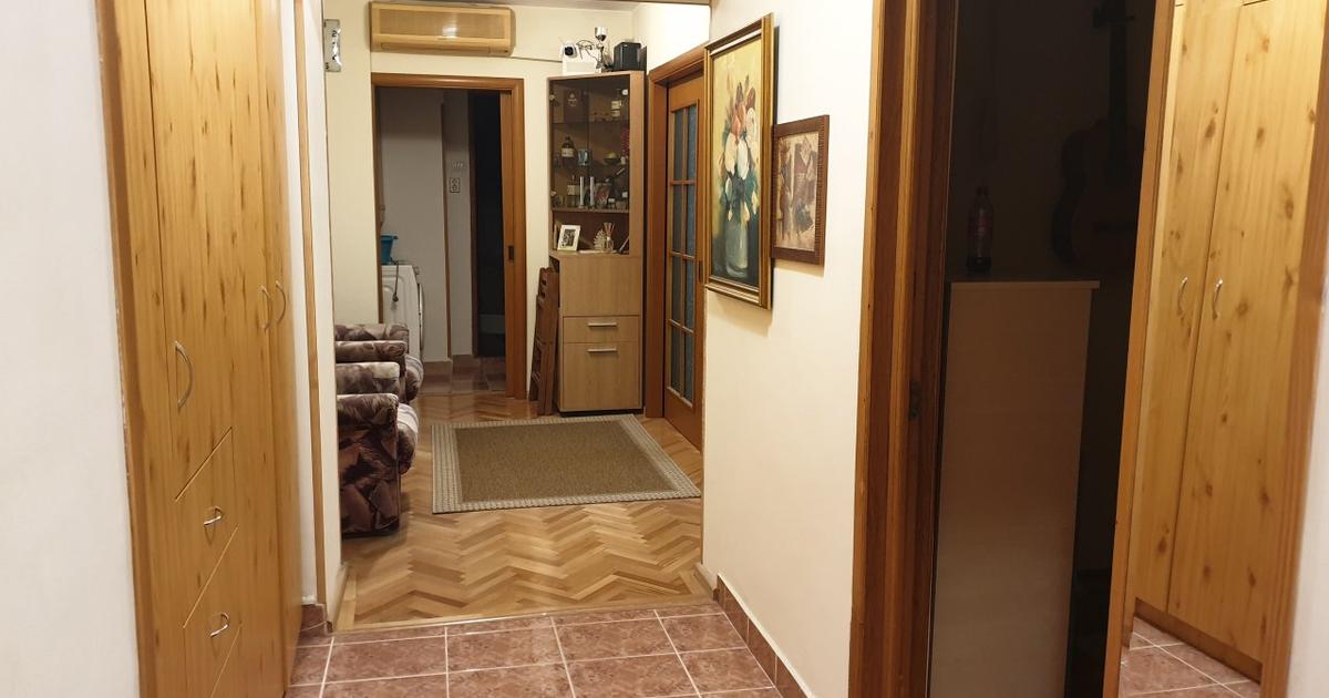 Apartament decomandat cu 3 camere în zona Sebastian, Sector 5