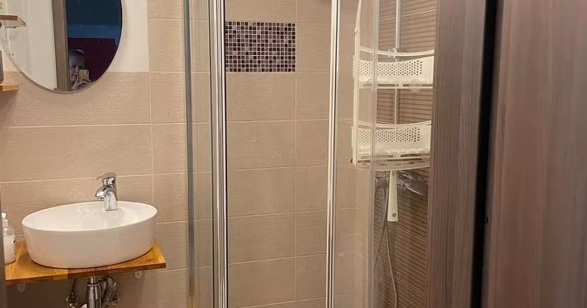 Apartament semidecomandat cu 3 camere în zona Sebastian, Sector 5