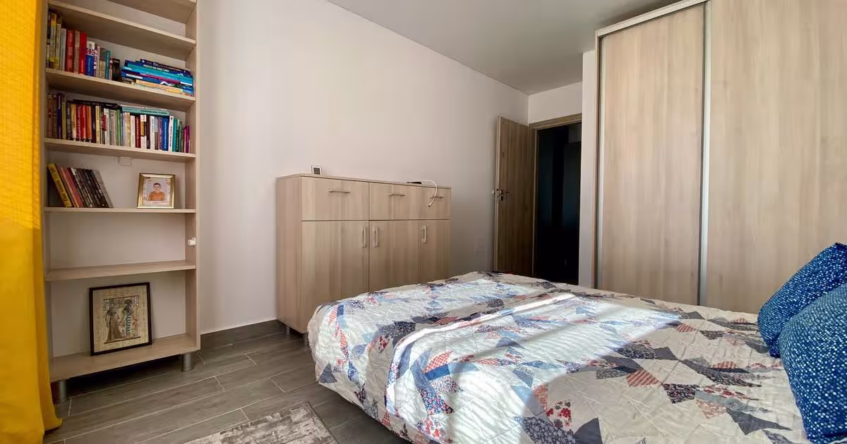 Apartament decomandat cu 2 camere în zona Militari, Sector 6 preț 1.950 RON / lună