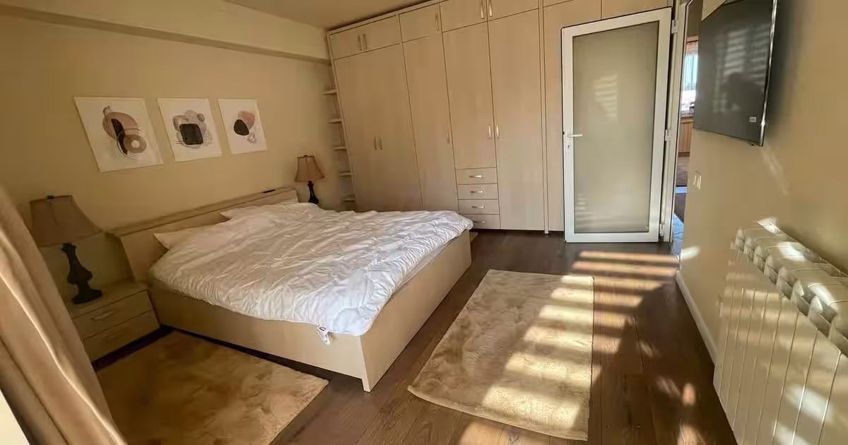 Apartament decomandat cu 3 camere în zona Central, Suceava