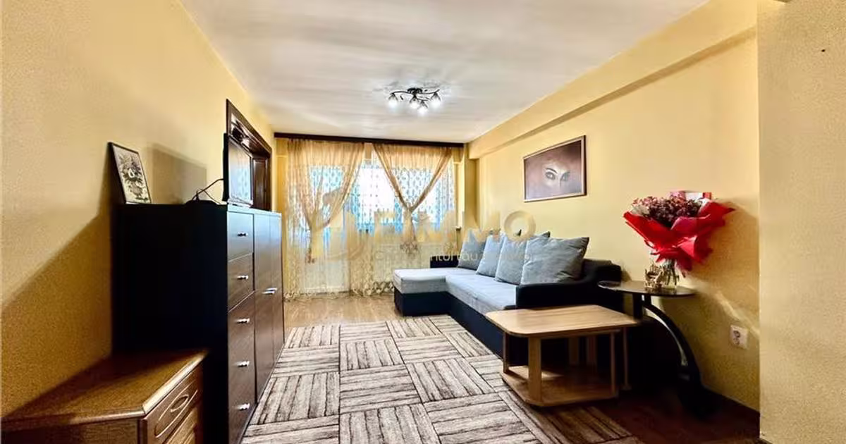 Apartament semidecomandat cu 3 camere în zona Est, Suceava