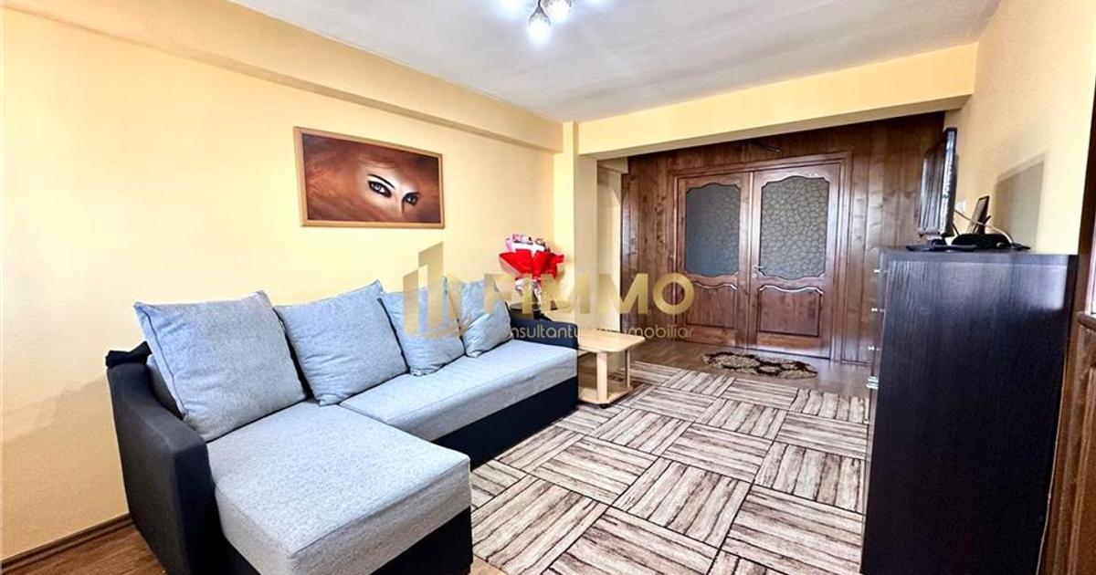 Apartament semidecomandat cu 3 camere în zona Est, Suceava