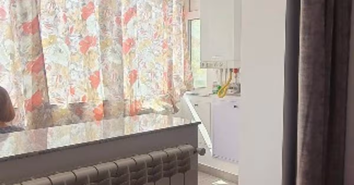 Apartament semidecomandat cu 2 camere în zona Central, Tulcea