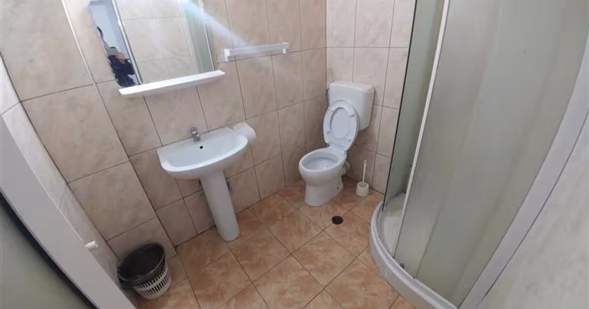 Apartament decomandat cu 19 camere în zona Ultracentral, Tulcea preț 100 RON / lună