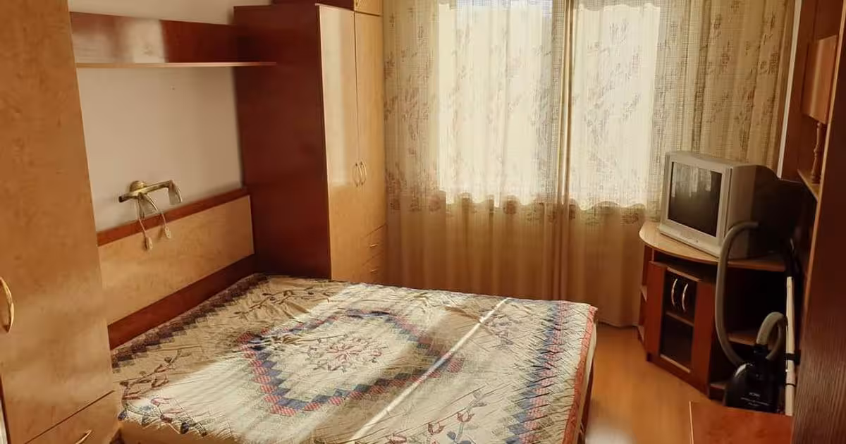 Apartament semidecomandat cu 2 camere în zona Ultracentral, Tulcea