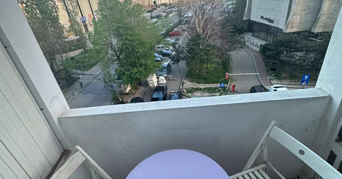 Apartament decomandat cu 2 camere în zona Batistei, Ultracentral