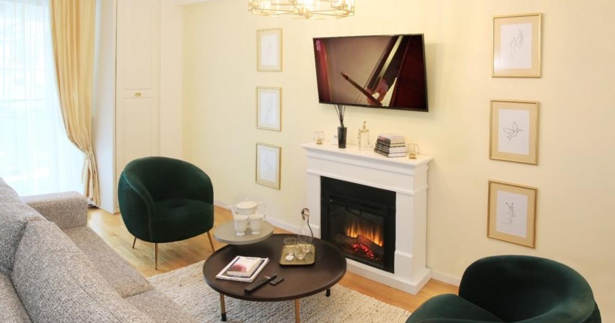 Apartament decomandat cu 2 camere în zona P-ța Romană, Ultracentral