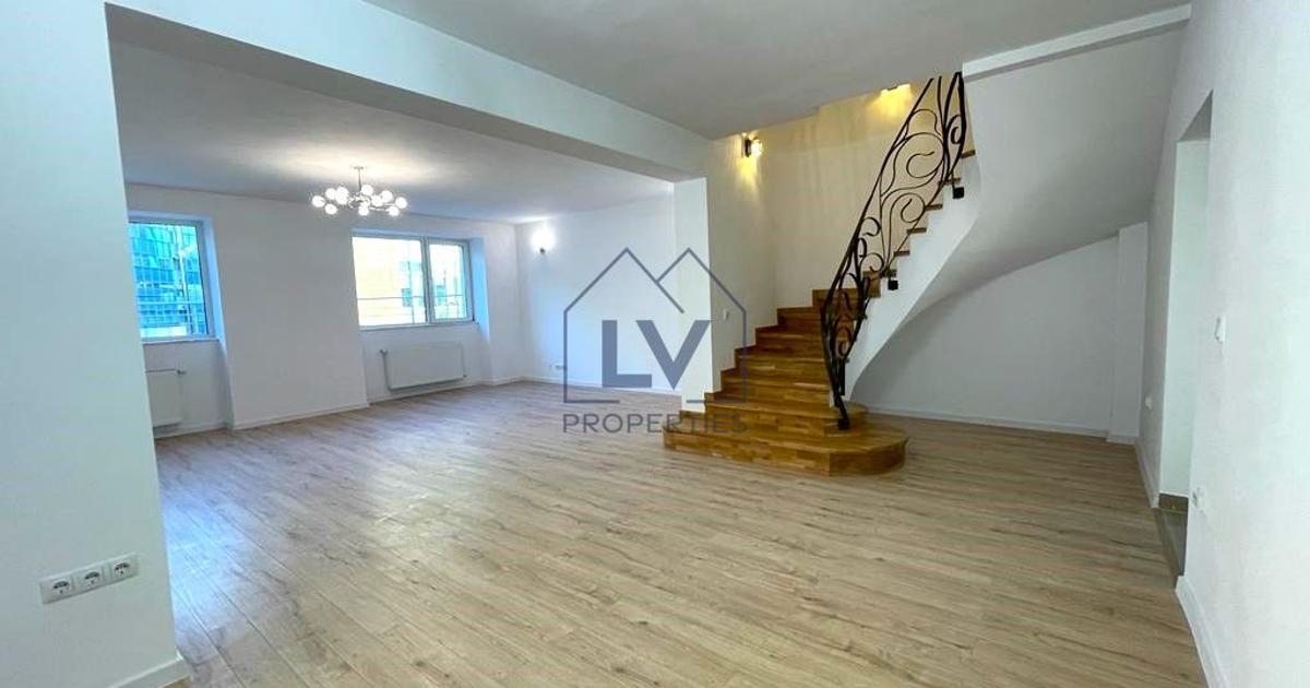 Apartament semidecomandat cu 7 camere în zona P-ța Victoriei, Ultracentral