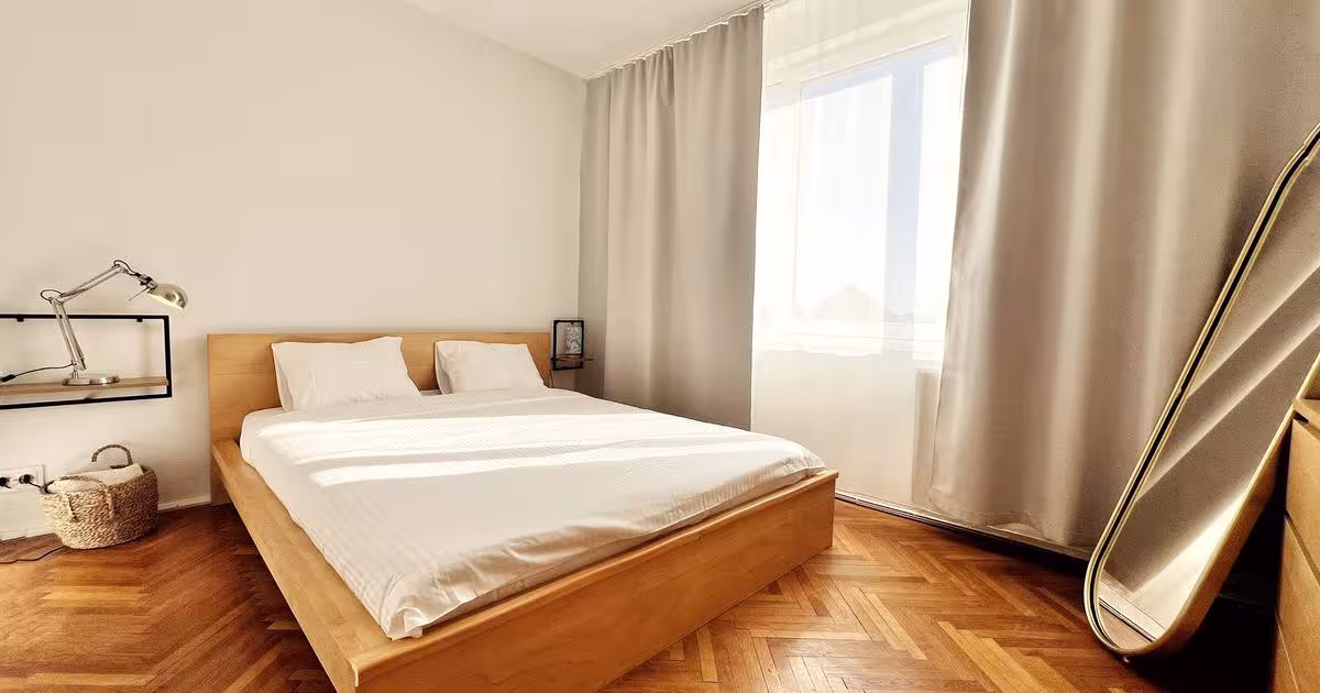 Apartament semidecomandat cu 2 camere în zona Sala Palatului, Ultracentral