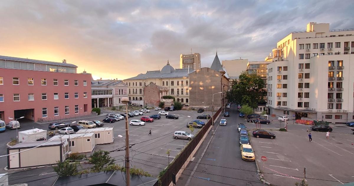 Apartament decomandat cu 3 camere în zona Universitate, Ultracentral