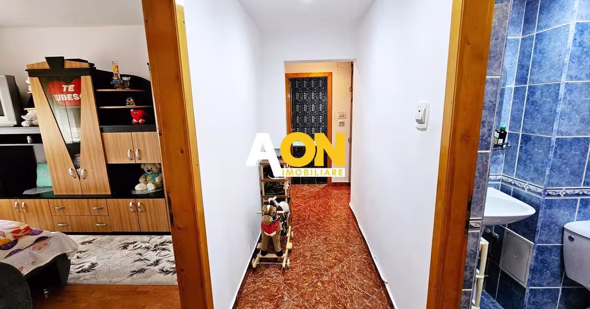 Apartament decomandat cu 3 camere în zona Ampoi 2, Alba Iulia