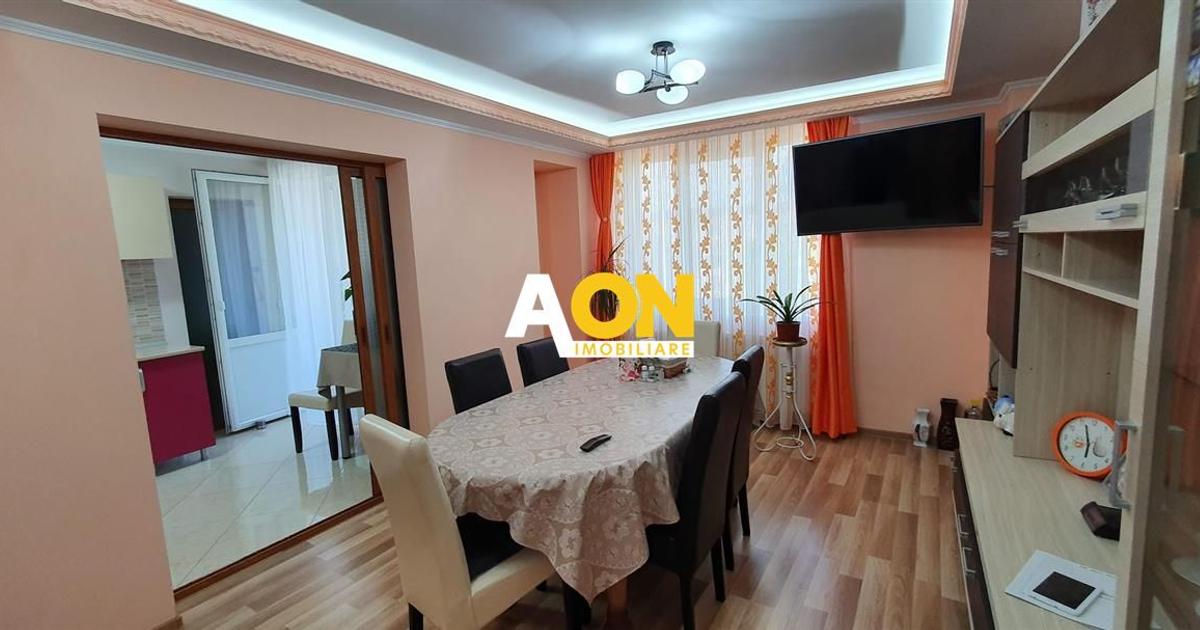 Apartament decomandat cu 4 camere în zona Ampoi 3, Alba Iulia