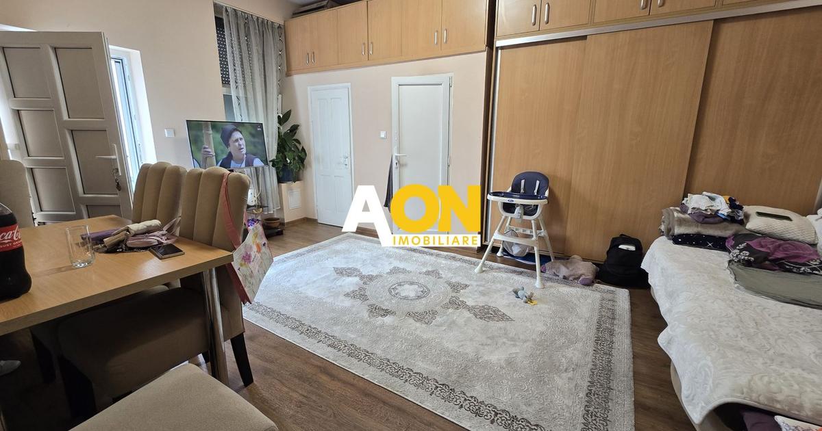 Apartament decomandat cu 2 camere în zona Central, Alba Iulia