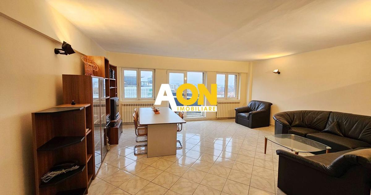 Apartament decomandat cu 3 camere în zona Central, Alba Iulia