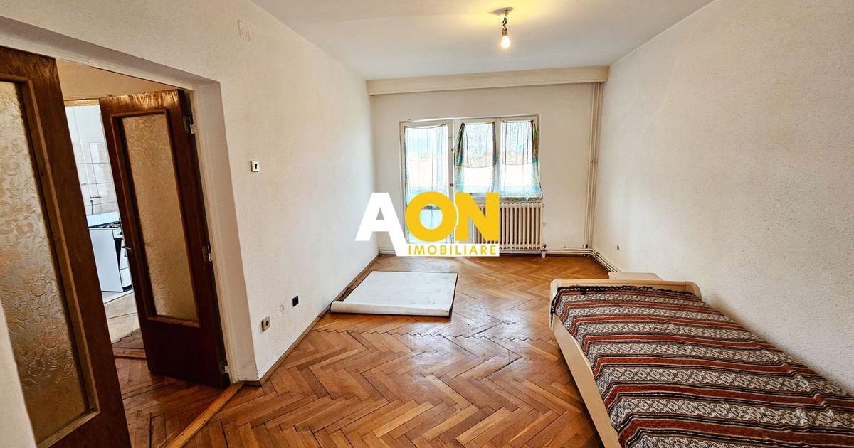 Apartament decomandat cu 3 camere în zona Cetate, Alba Iulia