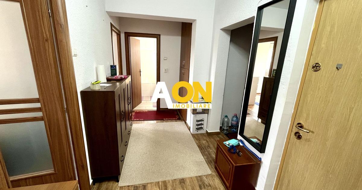 Apartament decomandat cu 3 camere în zona Cetate, Alba Iulia