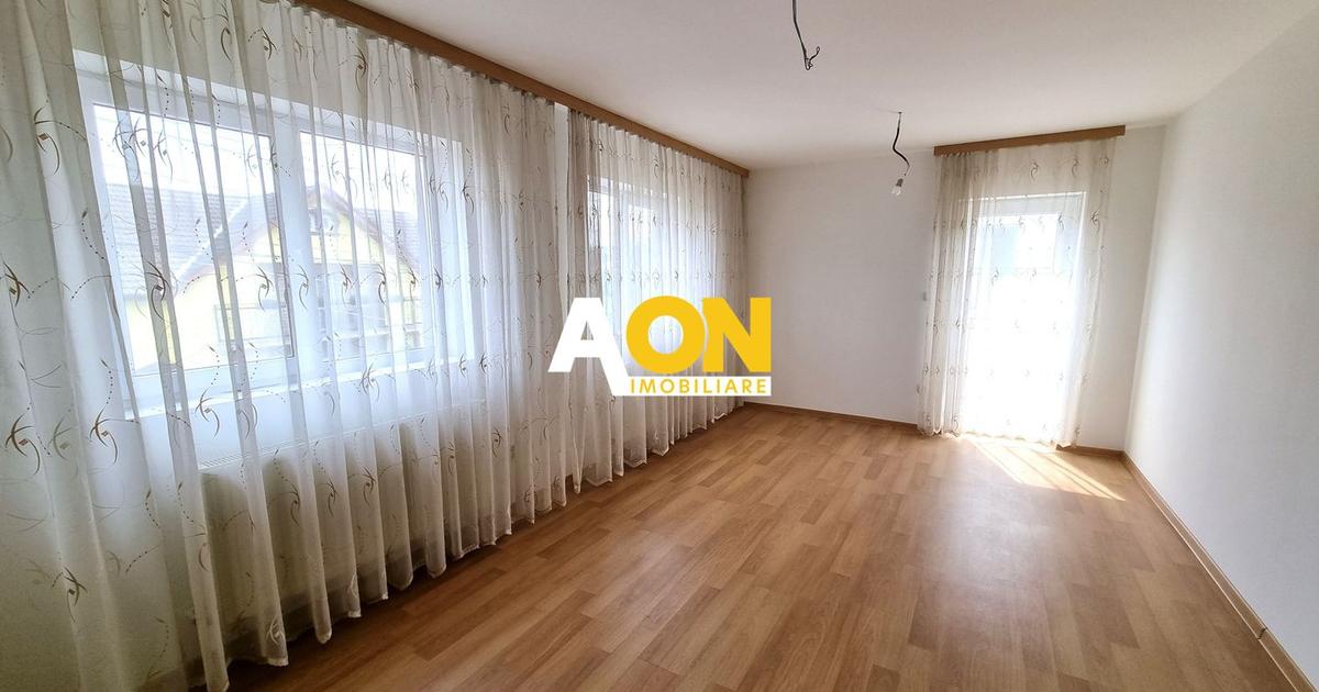 Apartament decomandat cu 3 camere în zona Micești, Alba Iulia