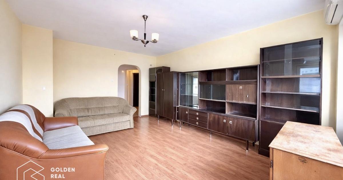 Apartament decomandat cu 4 camere în zona Alfa, Arad