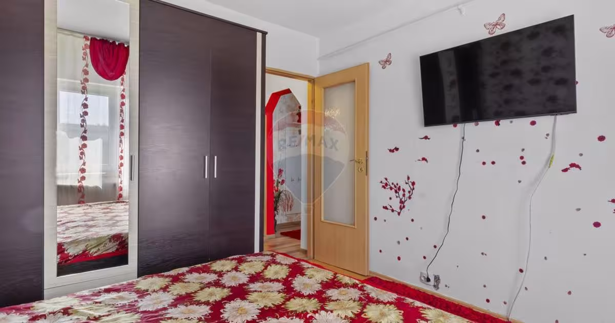 Apartament decomandat cu 2 camere în zona Alfa, Arad