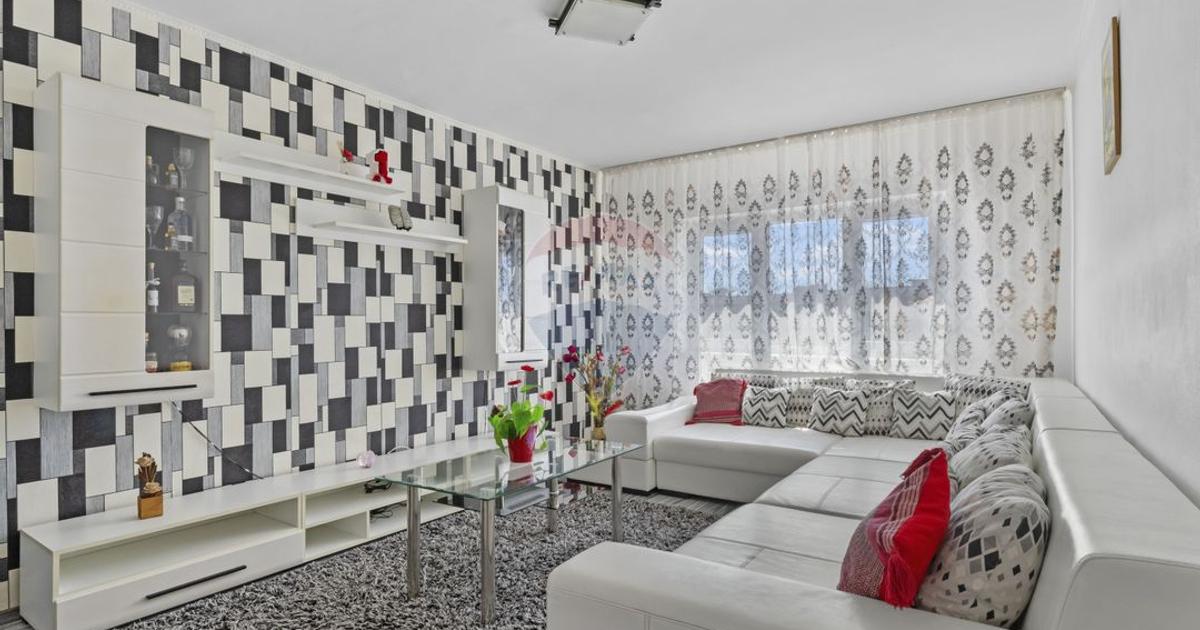 Apartament decomandat cu 2 camere în zona Alfa, Arad