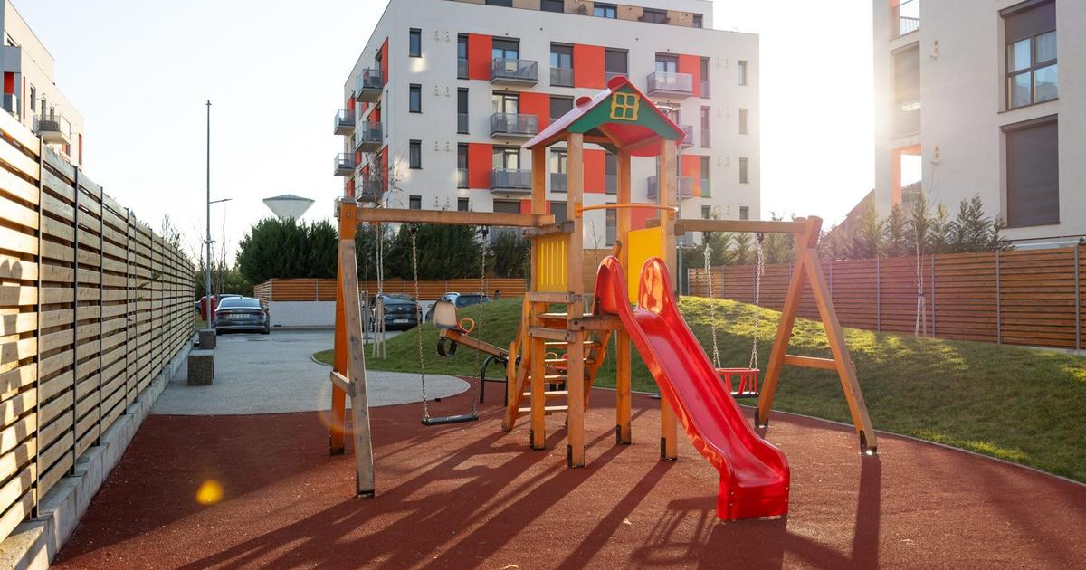 Apartament semidecomandat cu 2 camere în zona Central, Arad