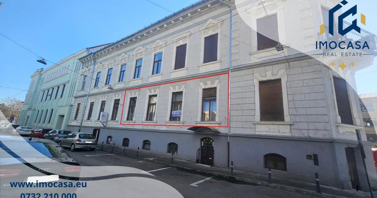 Apartament decomandat cu 3 camere în zona Central, Arad