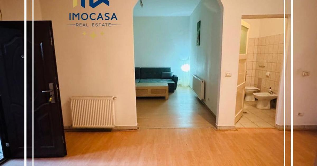 Apartament cu 3 camere în zona Central, Arad