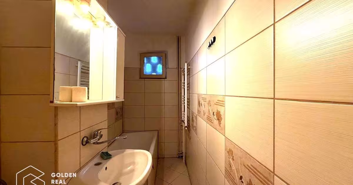 Apartament semidecomandat cu 2 camere în zona Fortuna, Arad