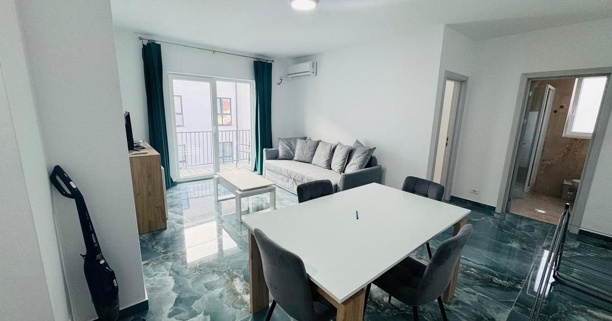 Apartament decomandat cu 2 camere în zona Grădiște, Arad