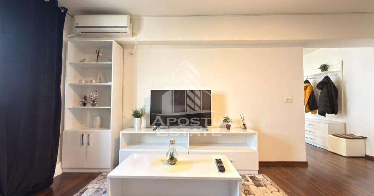 Apartament decomandat cu 2 camere în zona Intim, Arad