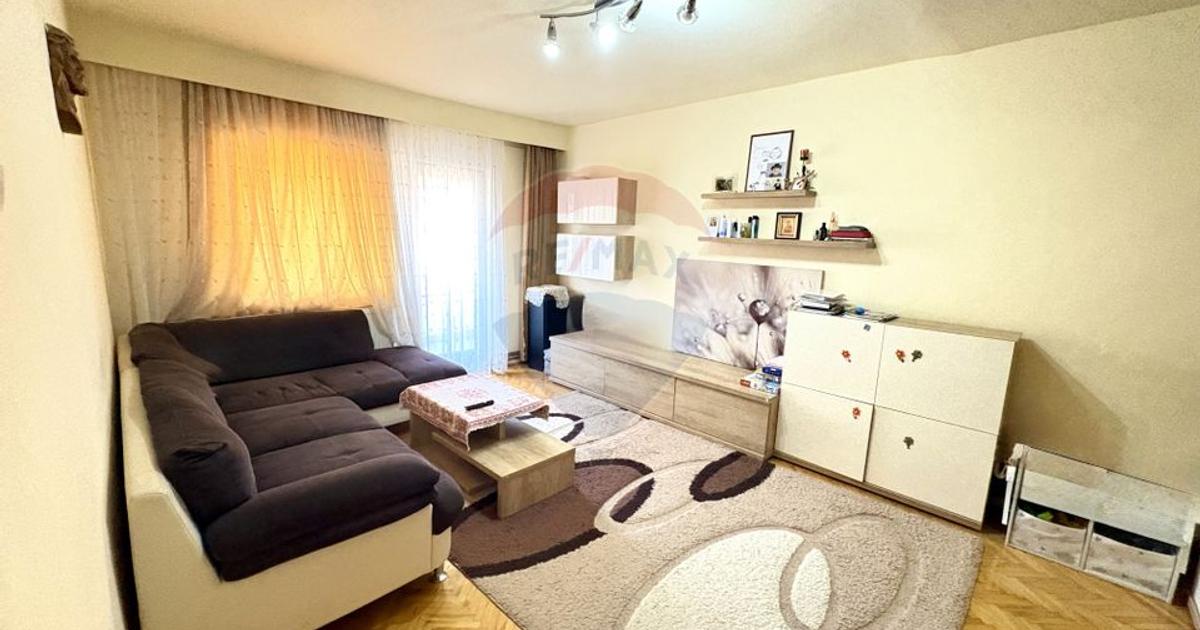 Apartament decomandat cu 3 camere în zona Micălaca, Arad