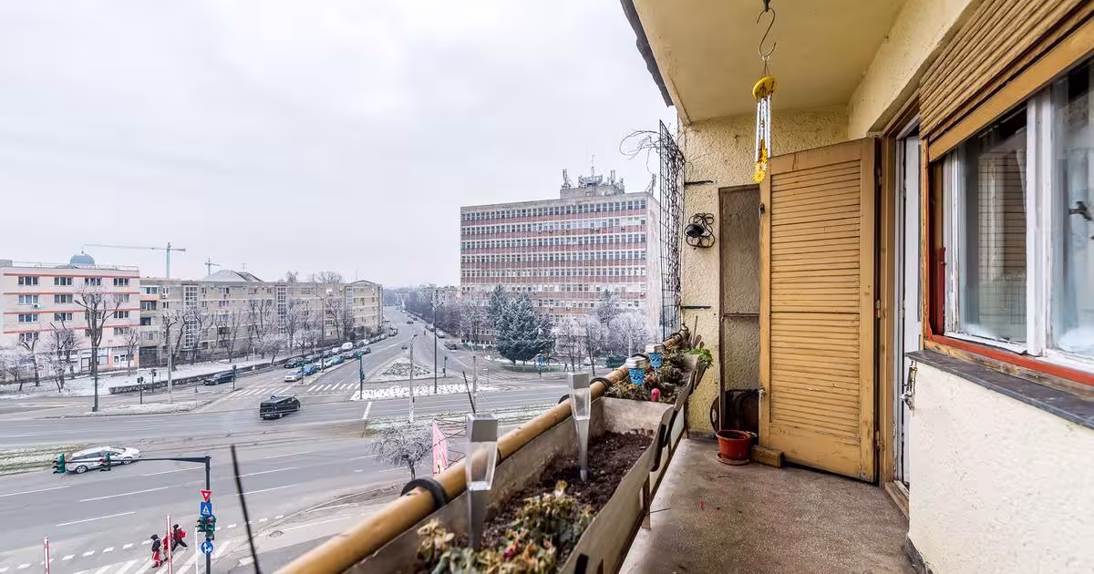 Apartament decomandat cu 4 camere în zona P-ța Gării, Arad