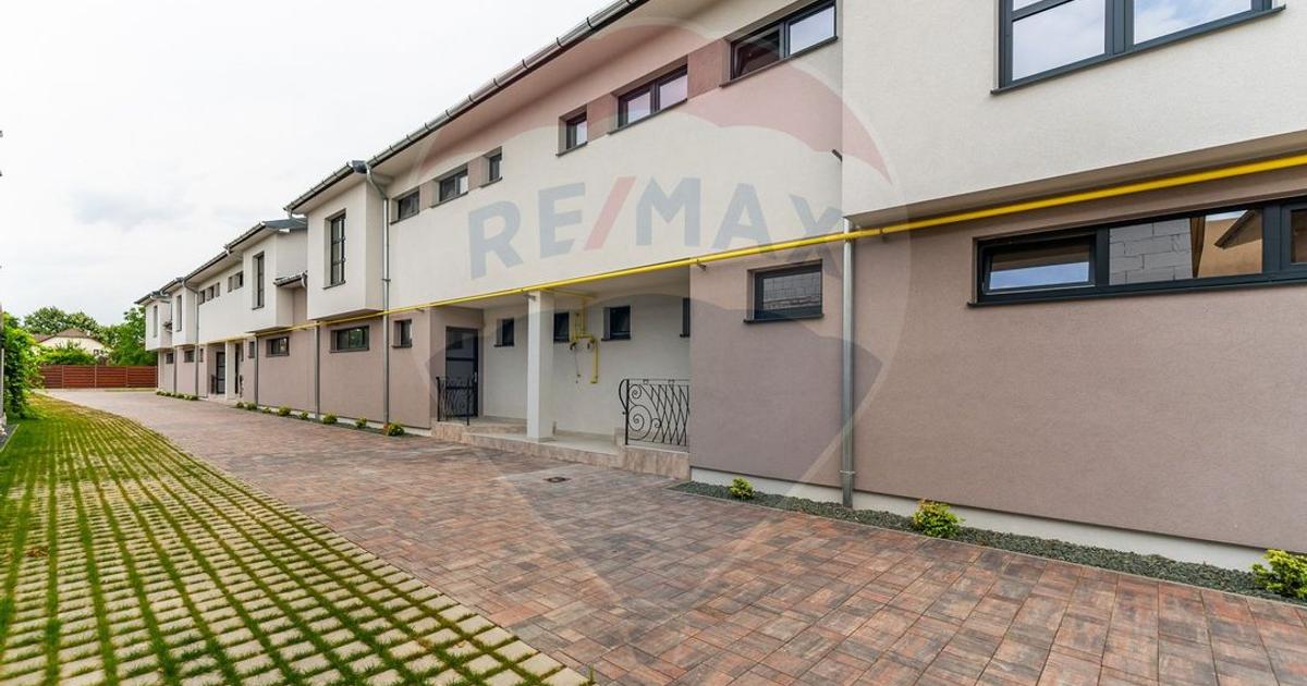 Apartament decomandat cu 4 camere în zona Pârneava, Arad